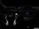  Centered wide dash shot photo
